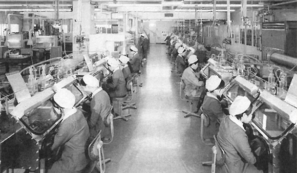 1971年 工場製造ライン